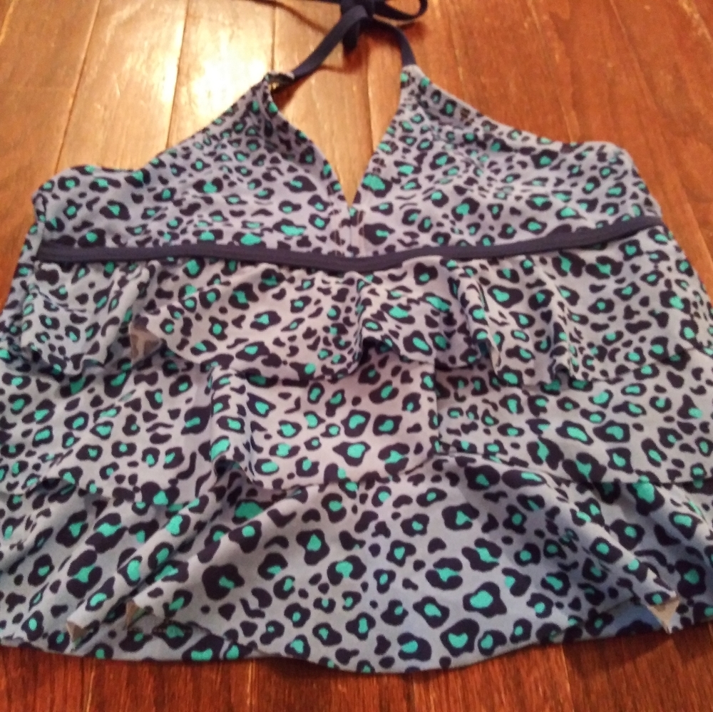 Swimwear top